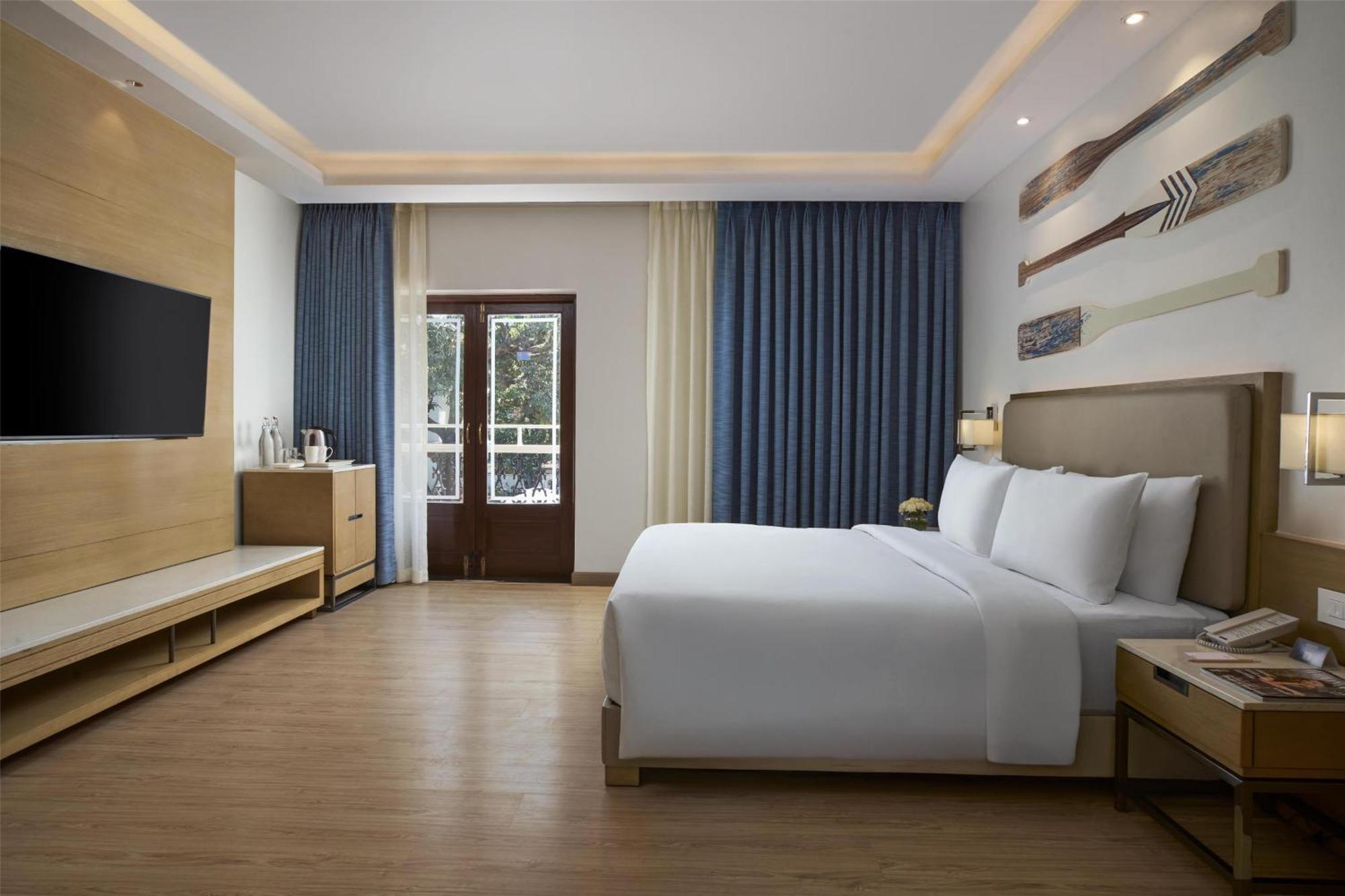 Junior Suite Beer on arrival Happy Hours 7-9 PM INR 500 Credit Food & Soft Beverages per room per